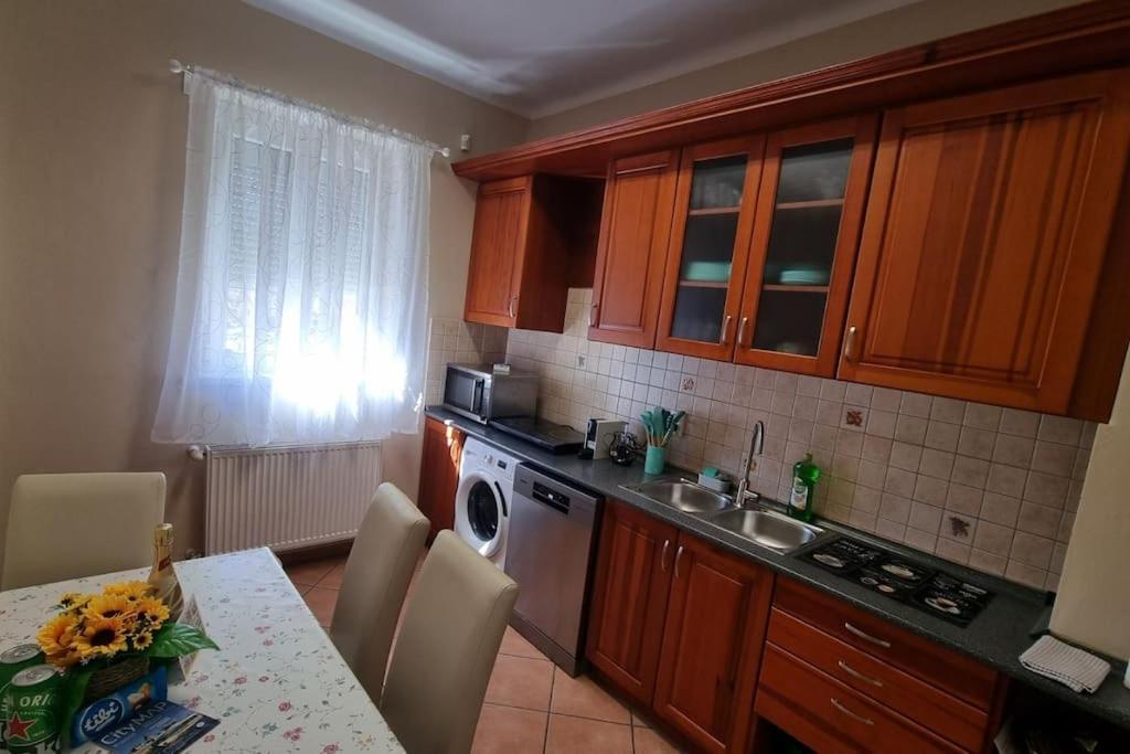 Jackpot Apartment *